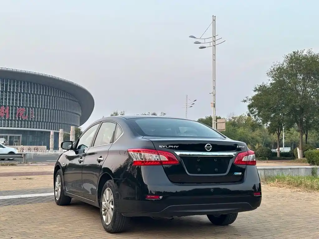 Nissan Sylphy — миниатюра 6