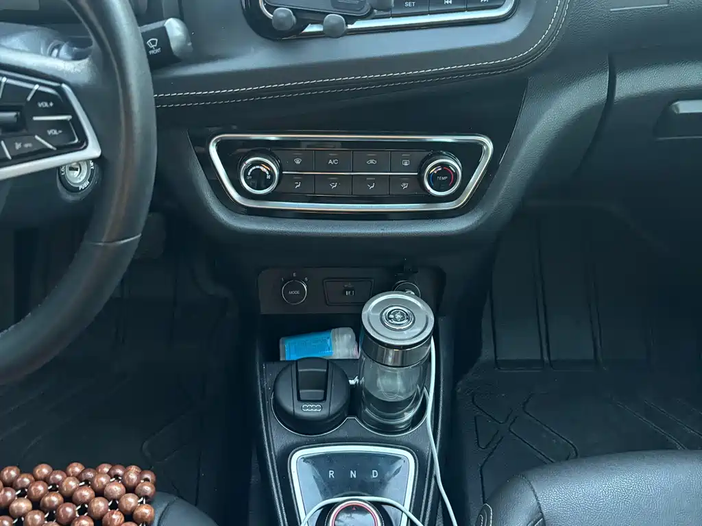 JAC JAC iEV6E — миниатюра 8