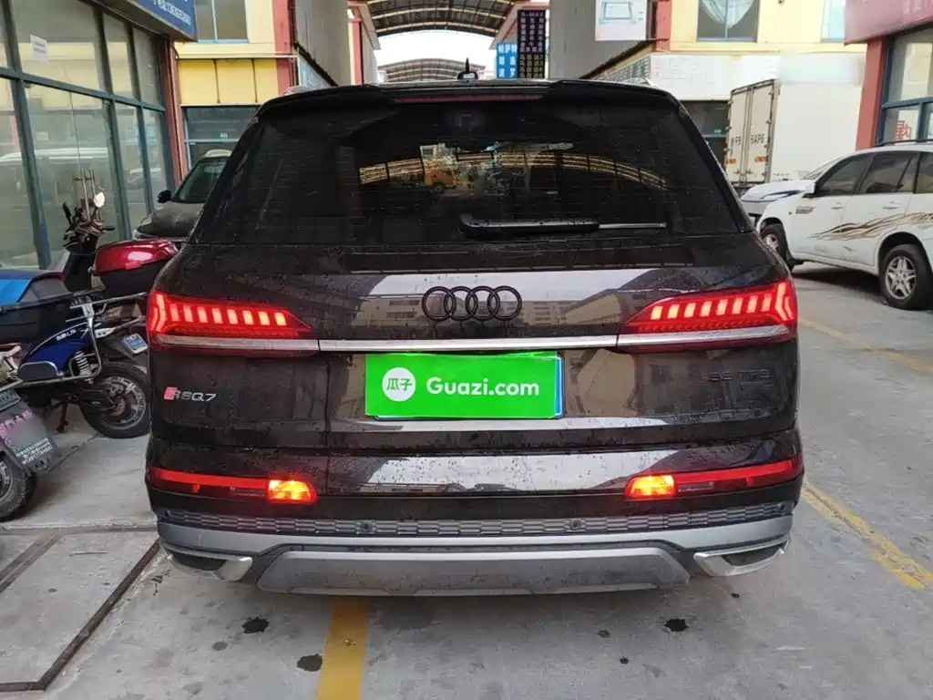 Audi Q7 — миниатюра 6