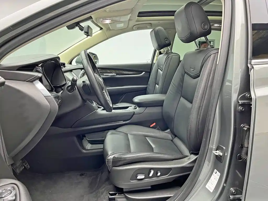 Cadillac XT5 — миниатюра 16