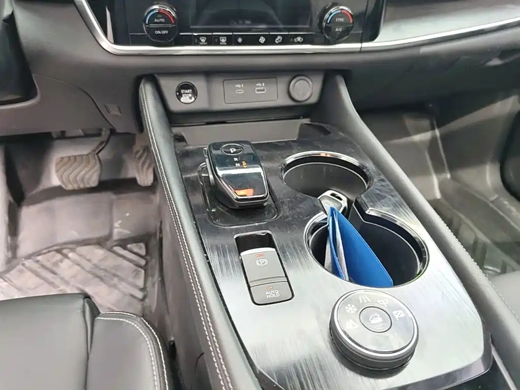 Nissan X-Trail — миниатюра 14