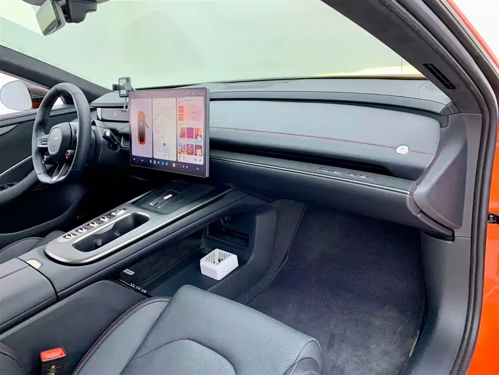 XIAOMI CAR XIAOMI SU7