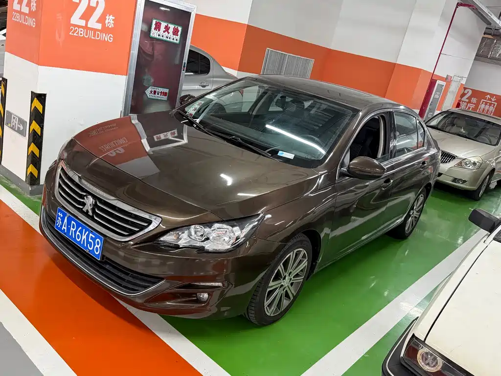 Peugeot 408