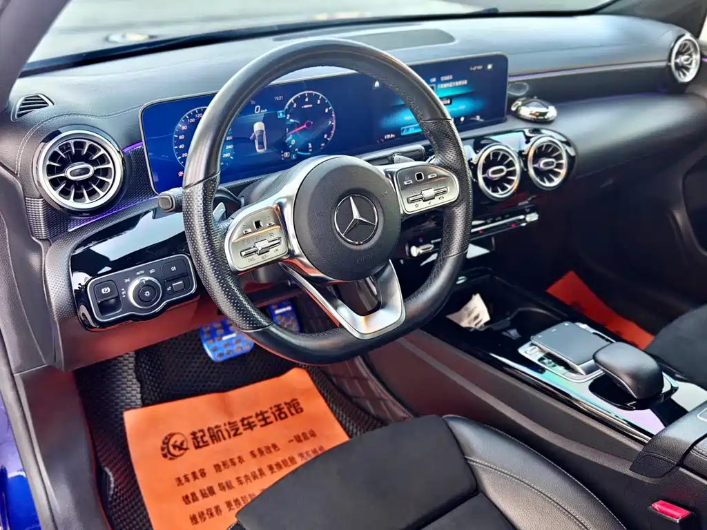 Mercedes-Benz A-Class A 2020 A 200 L Sport