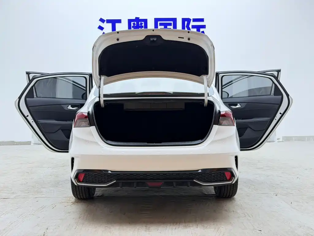 Kia K3 — миниатюра 22