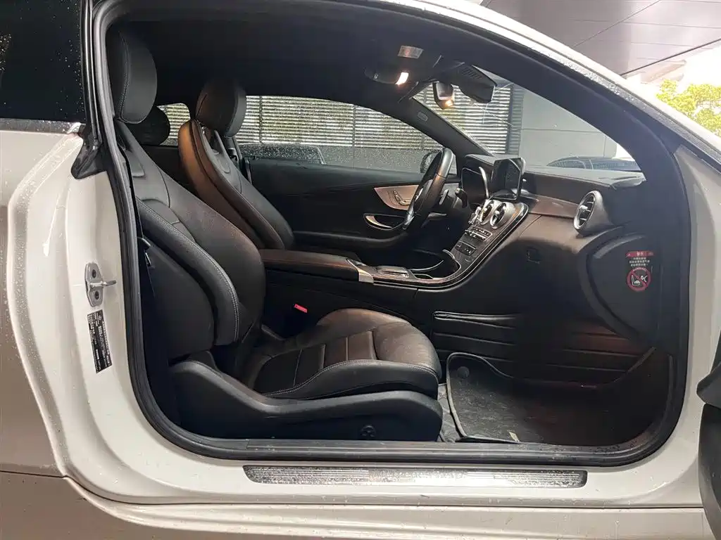 MERCEDES-BENZ C CLASS