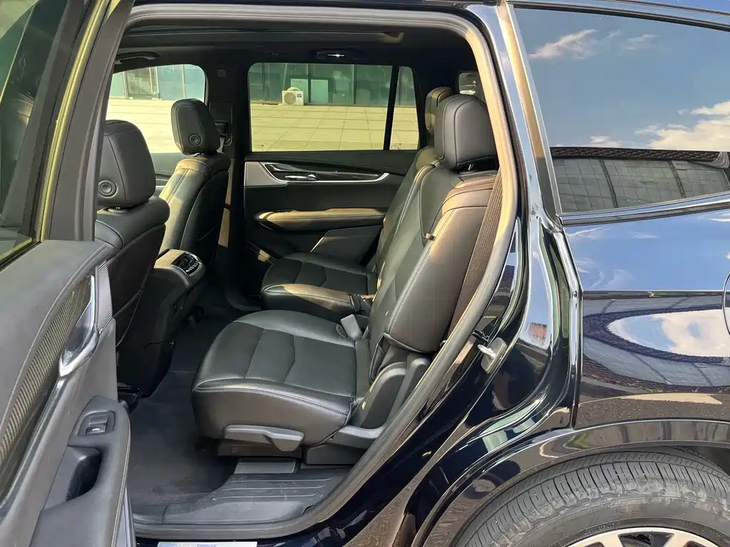 Cadillac XT6 — миниатюра 10