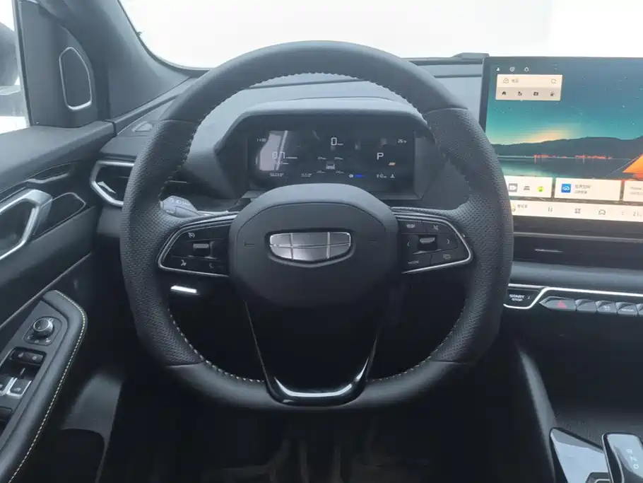 Geely Binyue — миниатюра 15