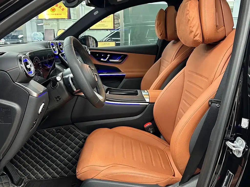 Mercedes-Benz GLC 2024 GLC 260 L 4MATIC Luxury 5 мест