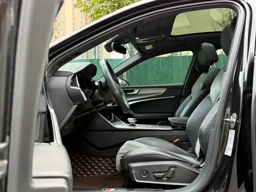 Audi A6L — миниатюра 7
