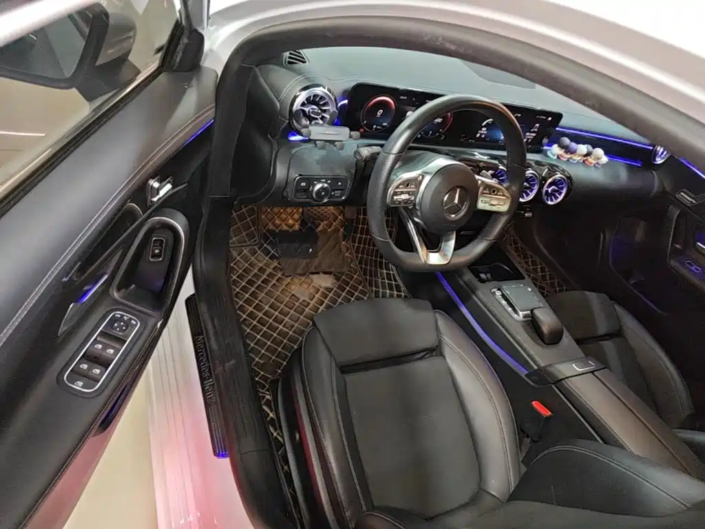 Mercedes-Benz A-Class — миниатюра 16