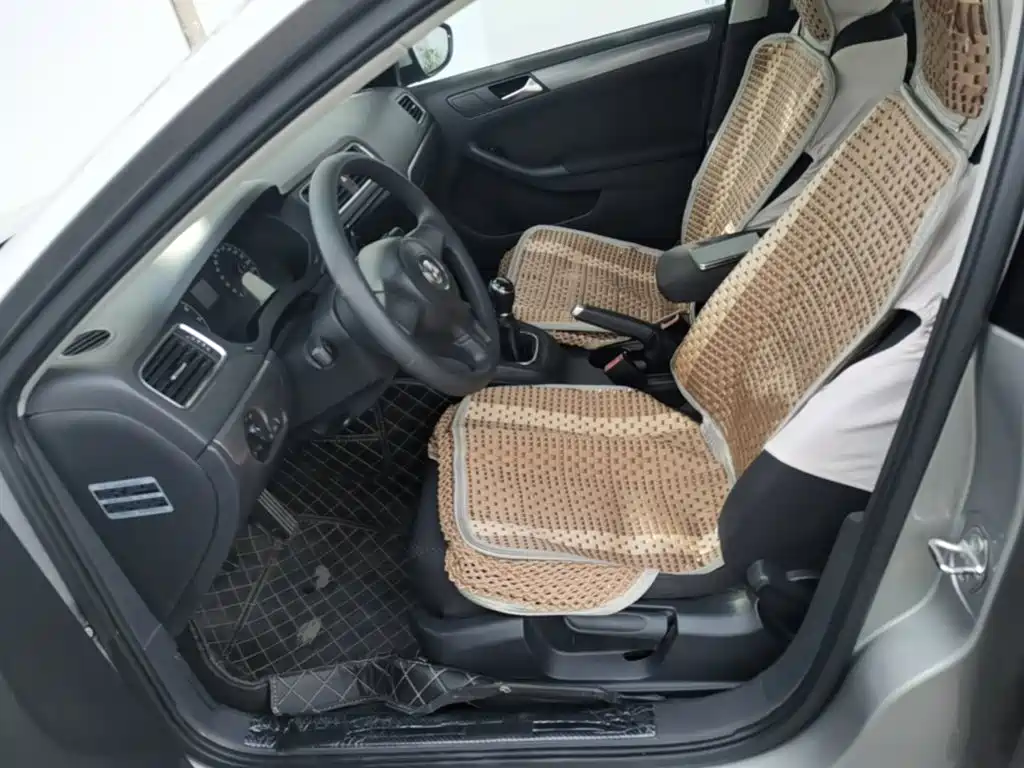 Volkswagen Sagitar — миниатюра 15