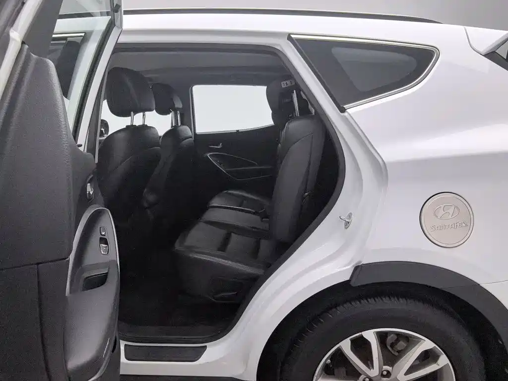 Hyundai Santa Fe — миниатюра 15