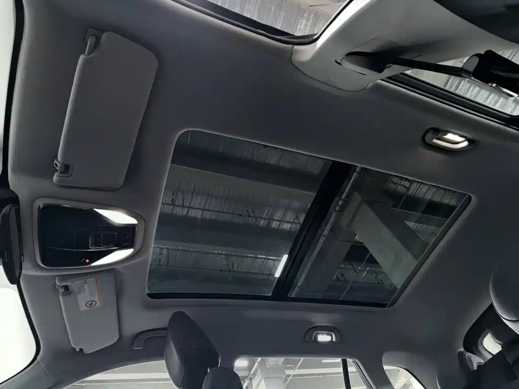 Ford Equator Sport — миниатюра 14