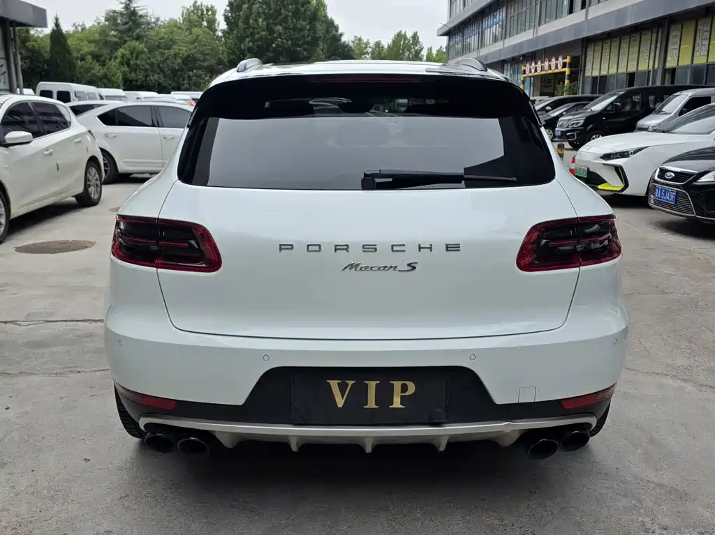 Porsche Macan — миниатюра 10