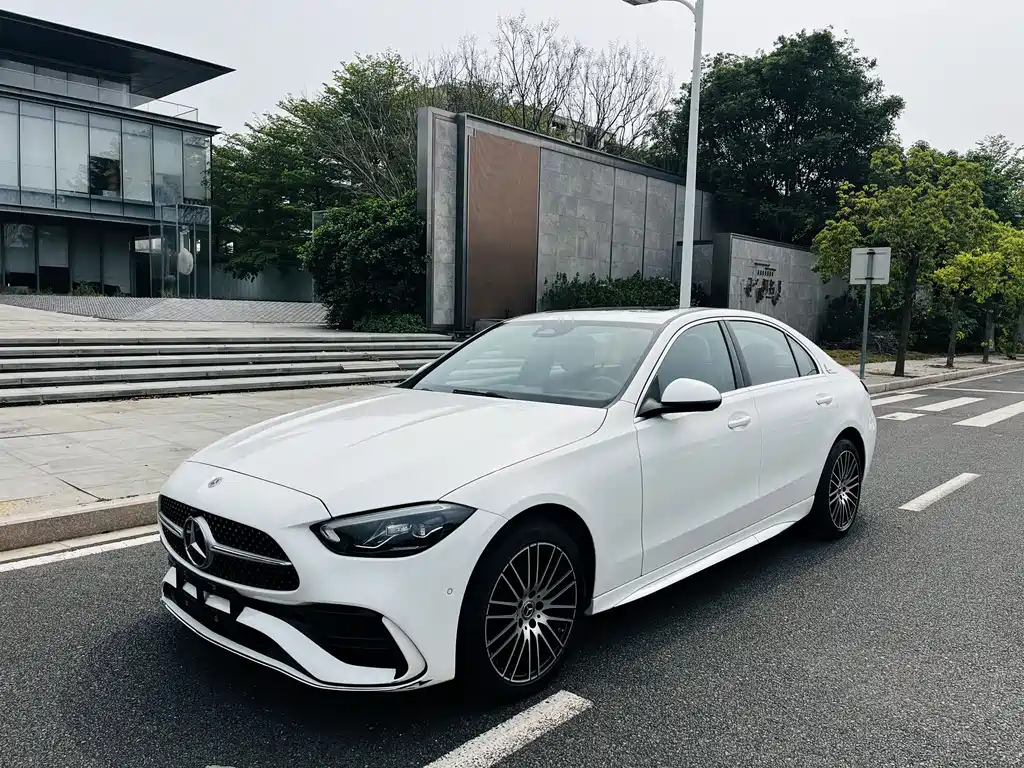 Mercedes-Benz C-Class 2023