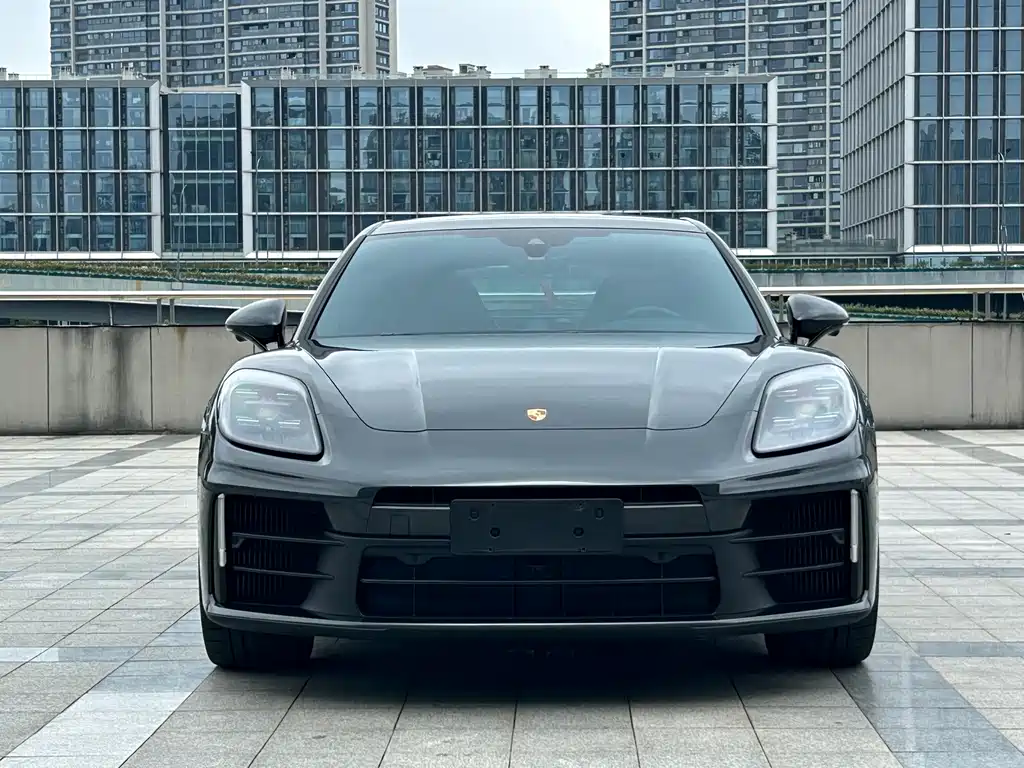 Porsche Panamera — миниатюра 2