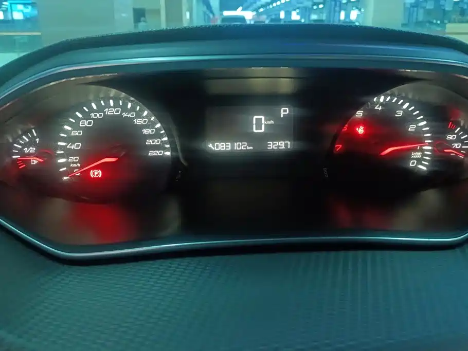 Peugeot 308 — миниатюра 14
