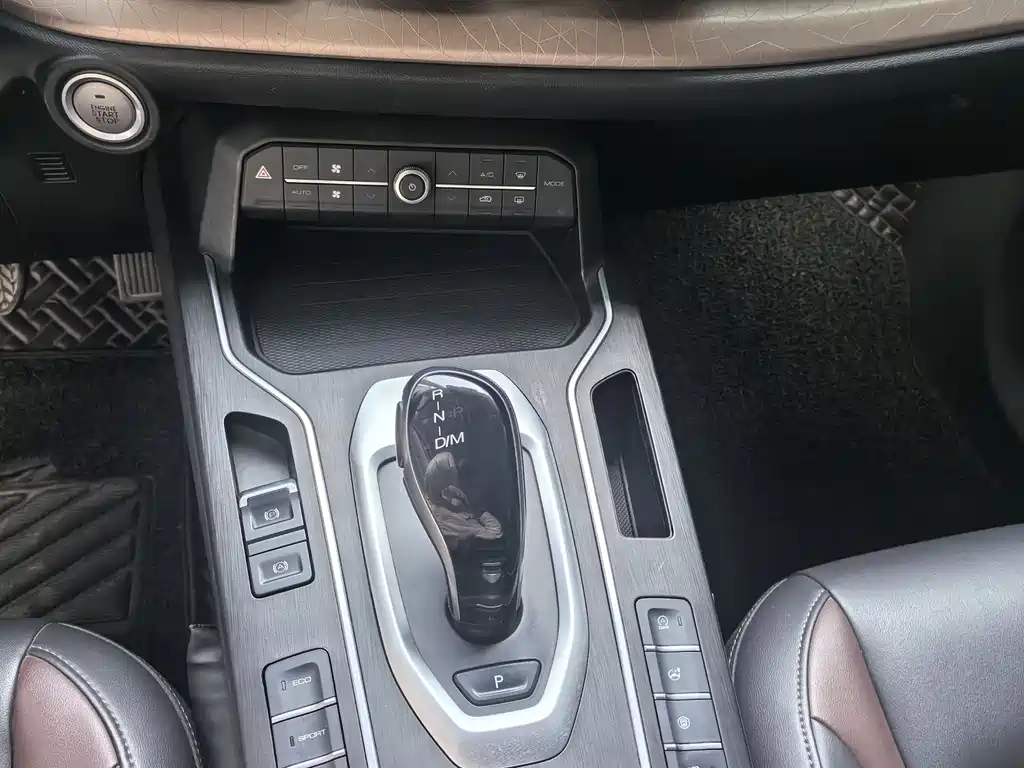 WEI PAI WEI BRAND VV5