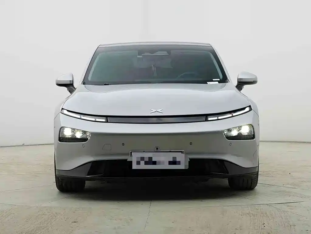 XPeng P7 — миниатюра 2