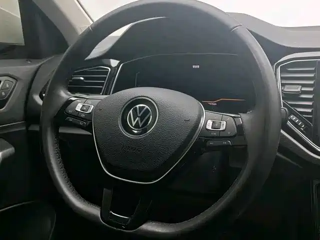 Volkswagen T-Roc 2021 280TSI DSG Comfort Smart Connect