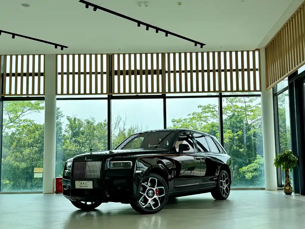 Rolls-Royce Cullinan 2024