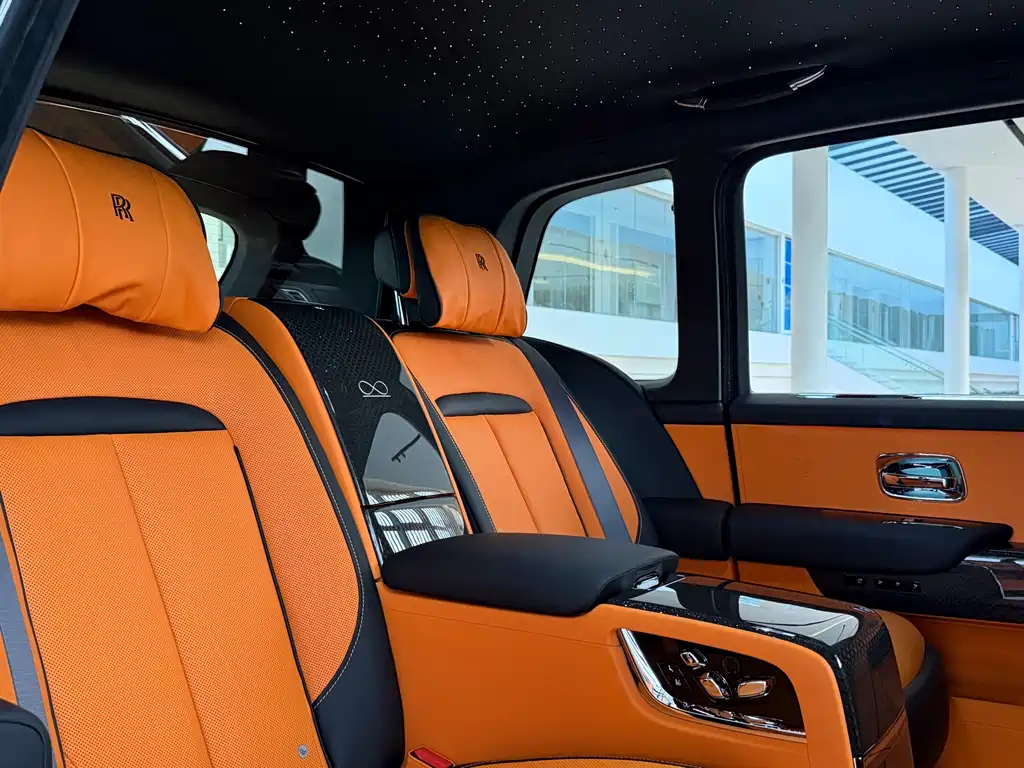 Rolls-Royce Cullinan 2024 Black Badge