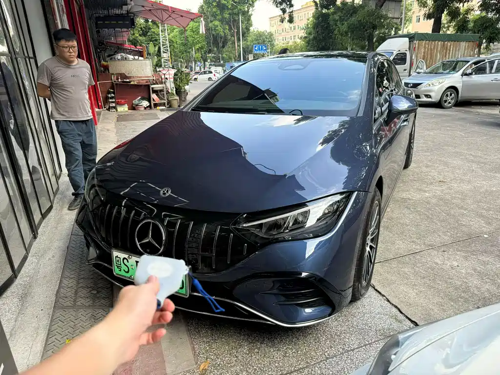 Mercedes-Benz EQE