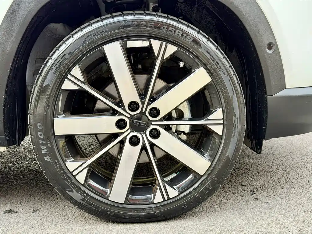 GEELY AUTOMOBILE GEELY ICON