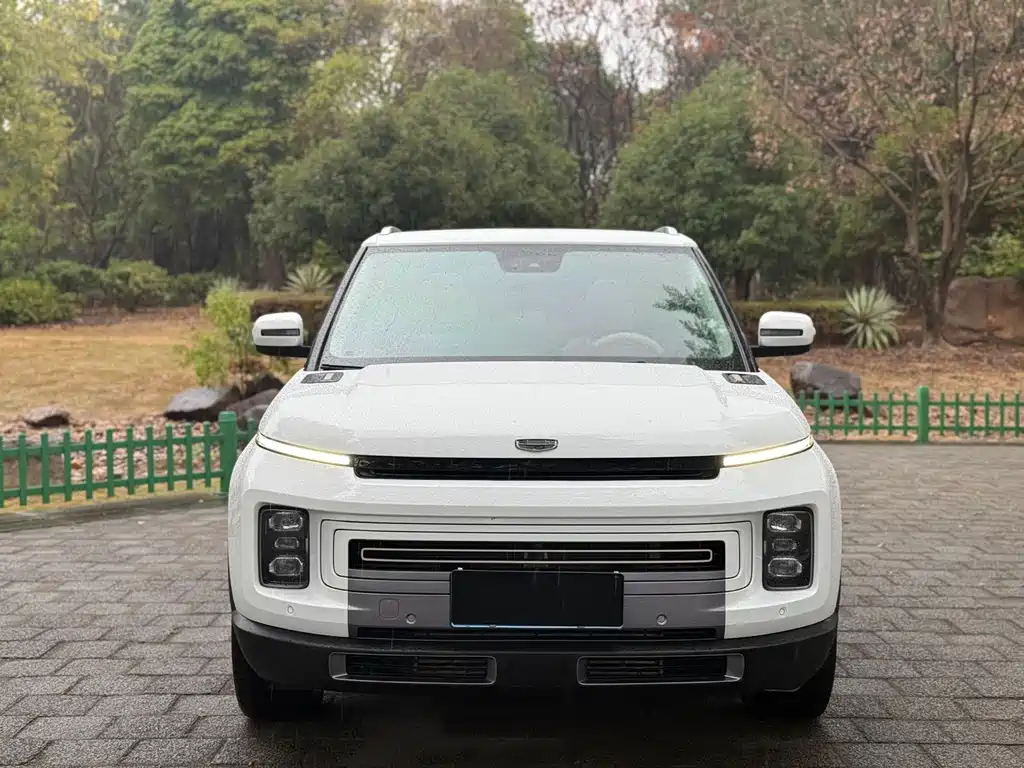 GEELY AUTOMOBILE GEELY ICON