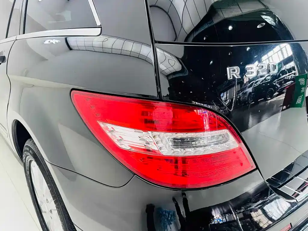 Mercedes-Benz R-Class — миниатюра 15
