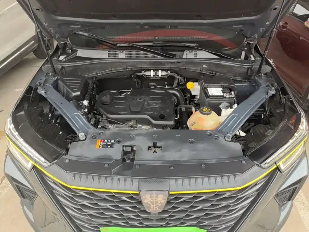 Roewe RX5 — миниатюра 20