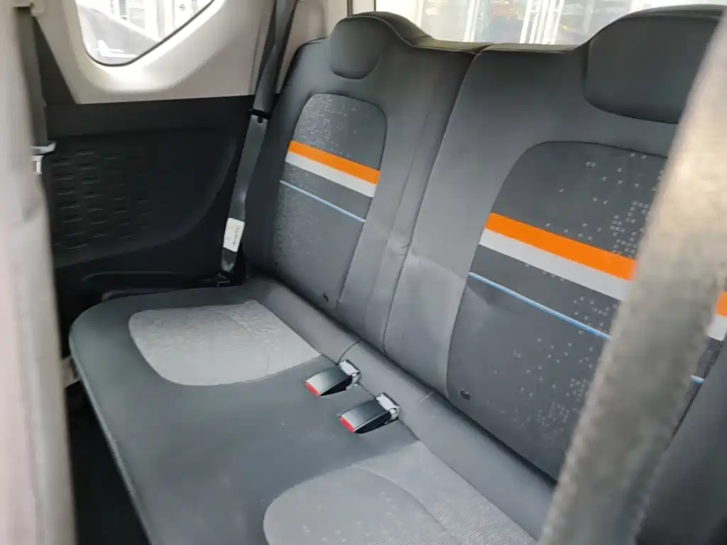 Wuling MINIEV — миниатюра 17