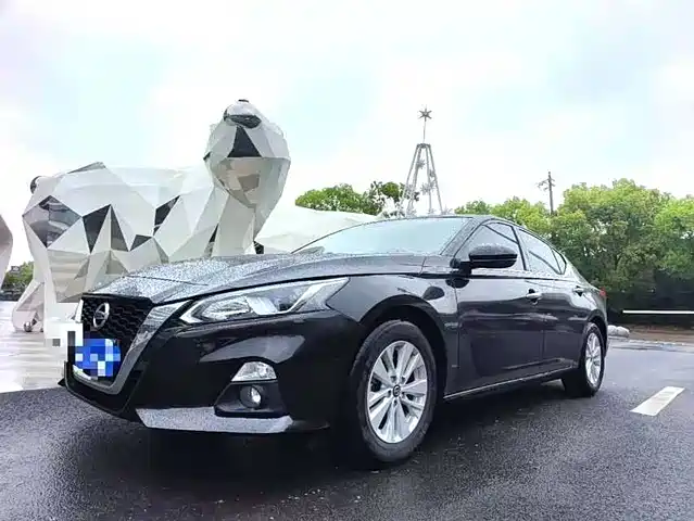 Фотография NISSAN TEANA