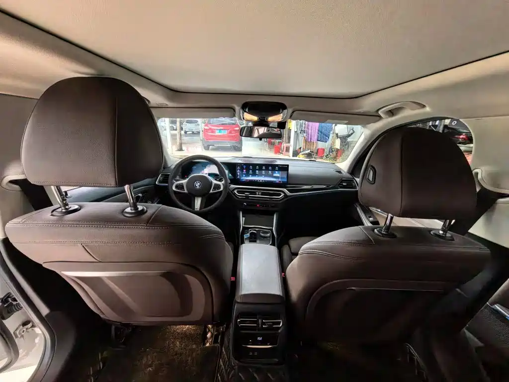 BMW i3 — миниатюра 14