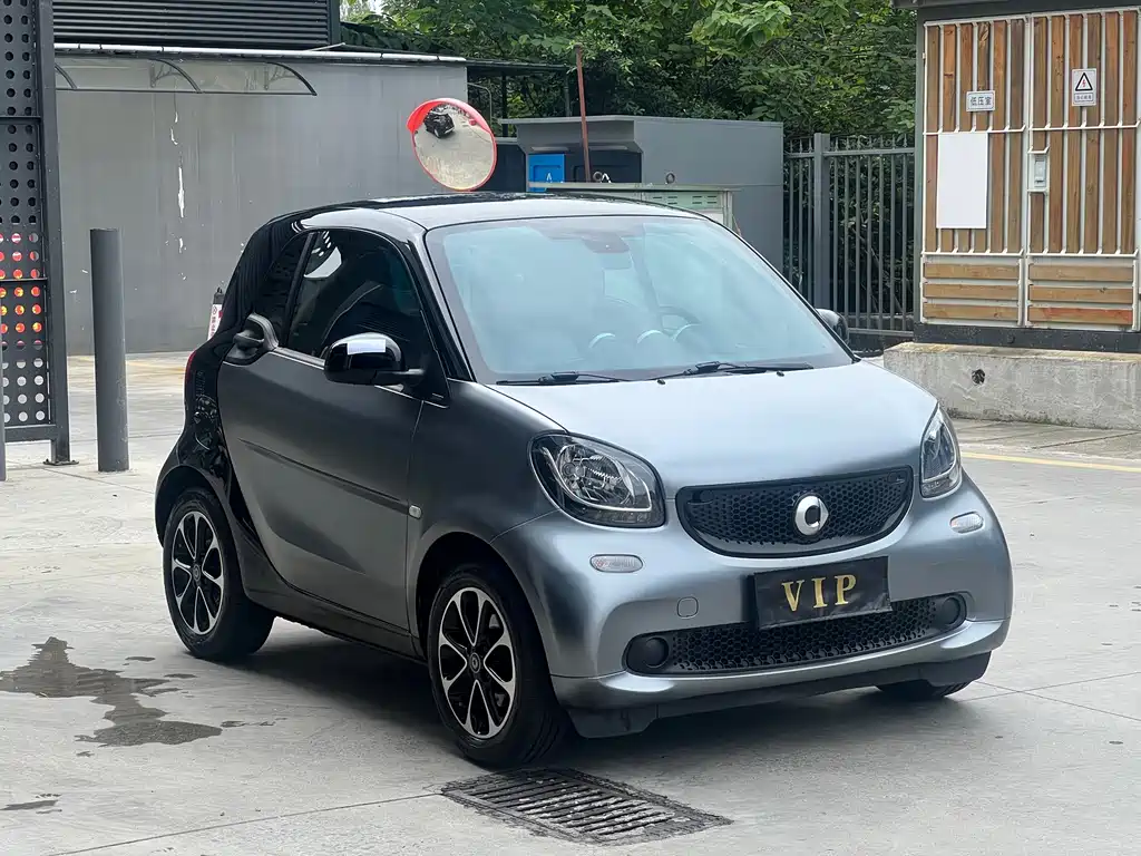 smart Smart Fortwo — миниатюра 3