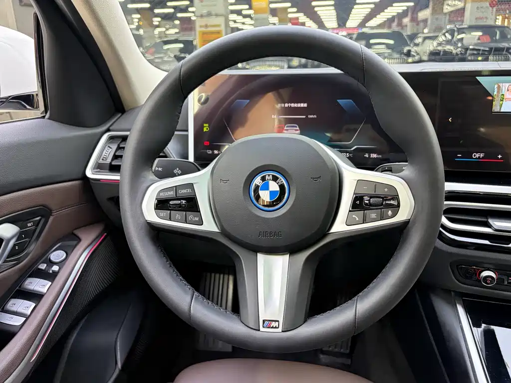 BMW i3 — миниатюра 7