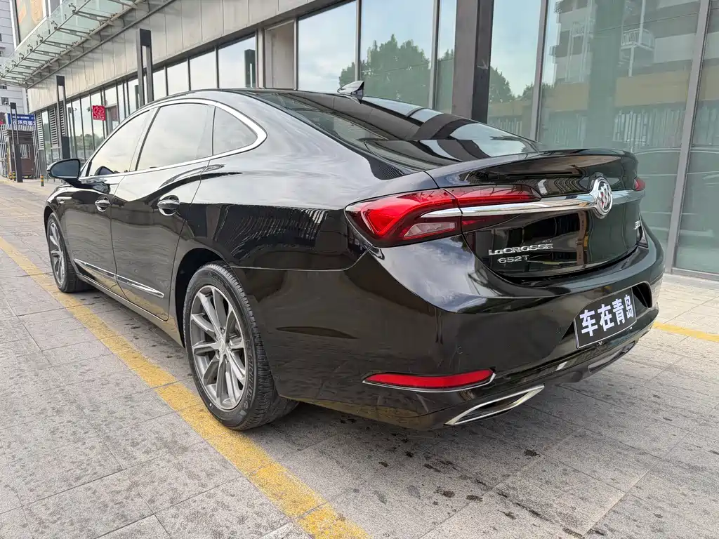 Buick LaCrosse — миниатюра 12