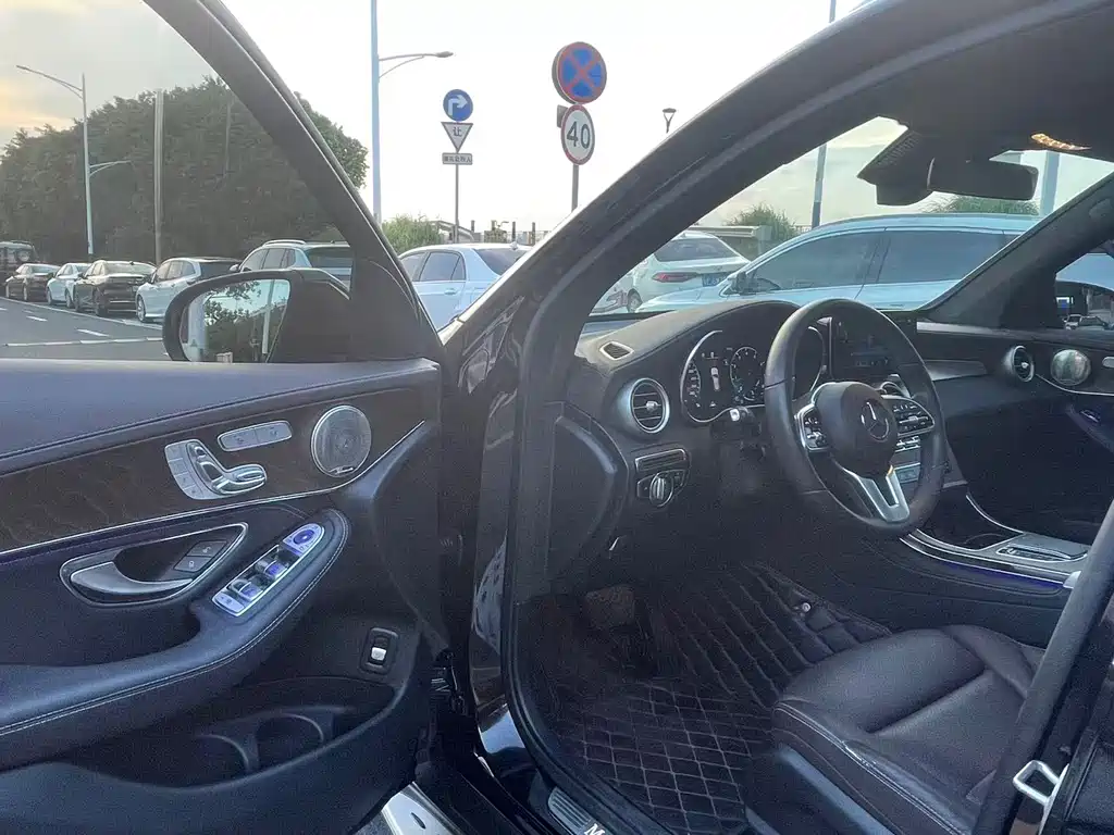 Mercedes-Benz GLC — миниатюра 9