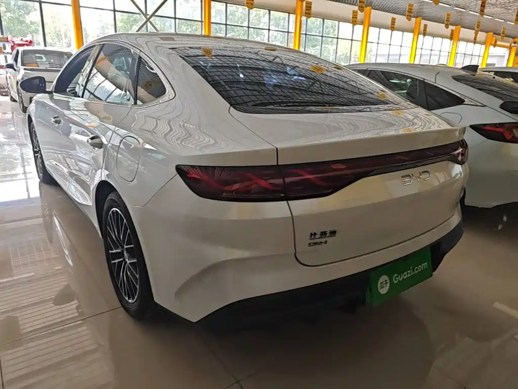 BYD Qin L — миниатюра 5