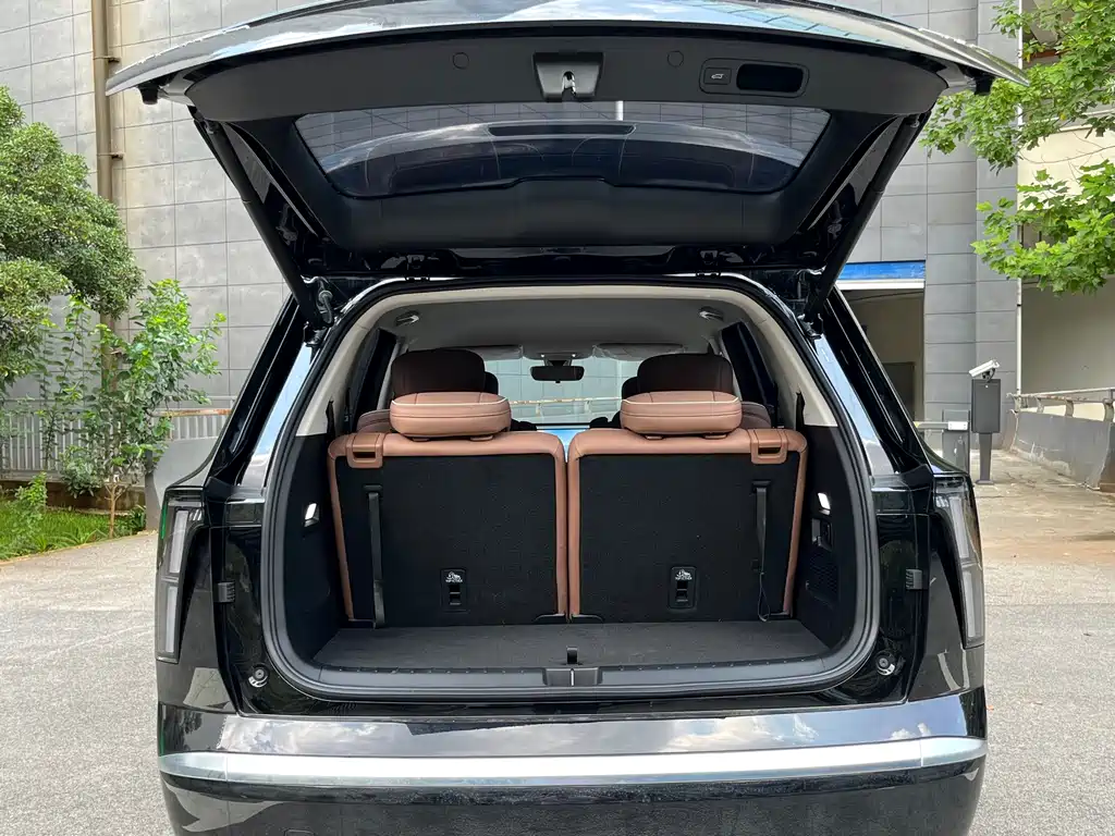 Wuling Xingguang L — миниатюра 19