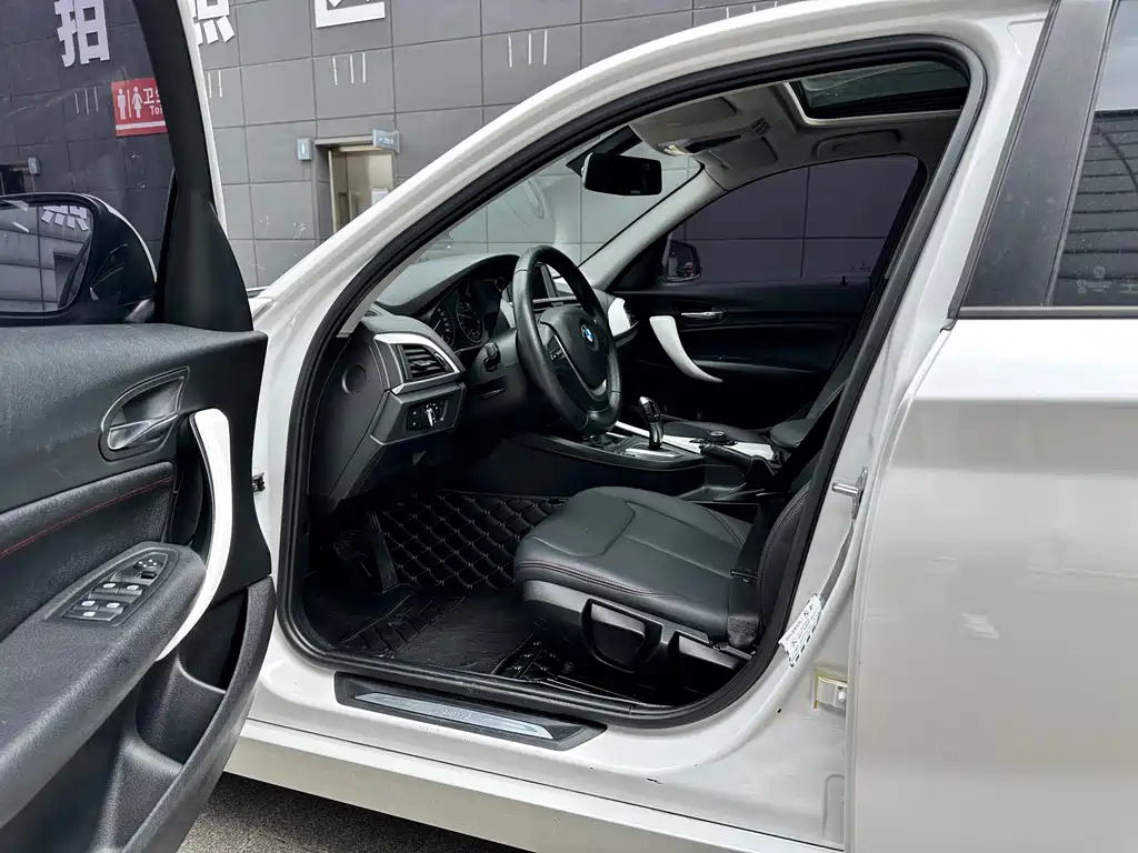 BMW 1 Series (Import) — миниатюра 8