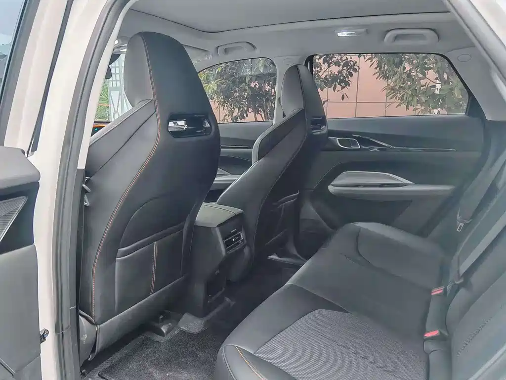 CHANGAN CHANGAN AUCHAN Z6