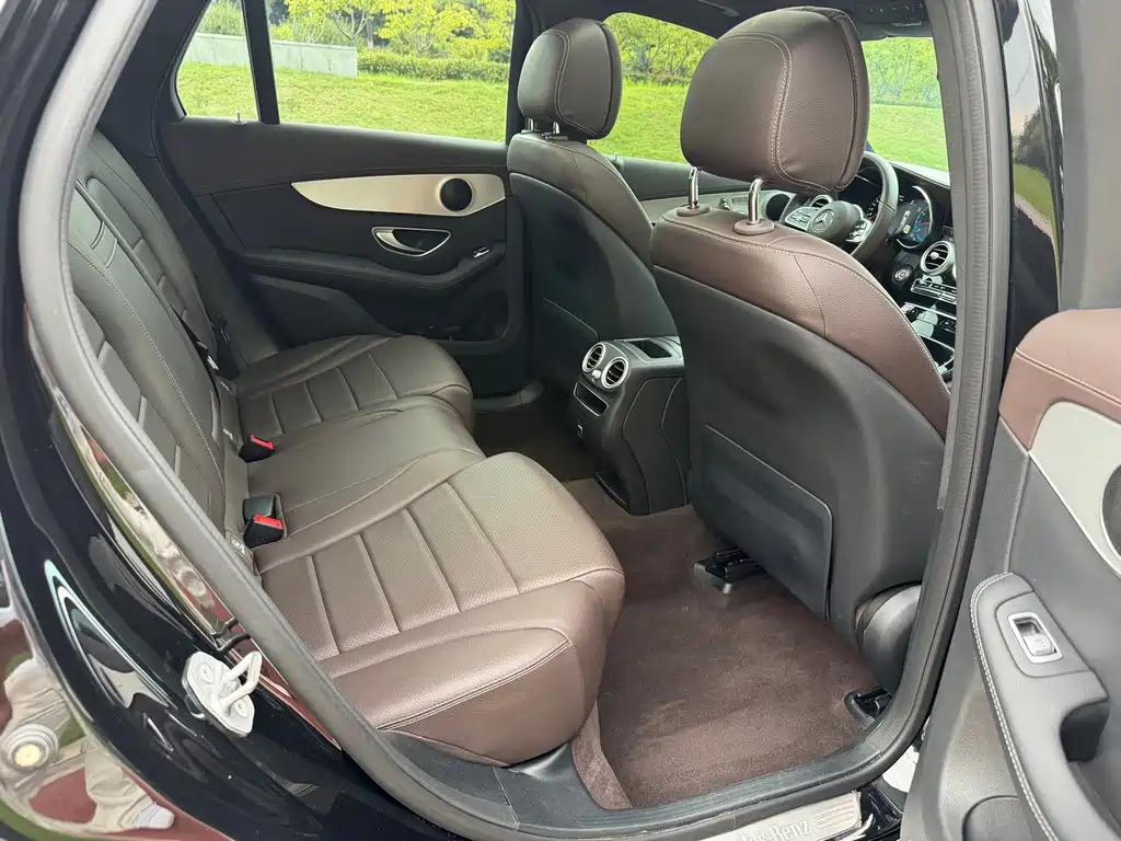 Mercedes-Benz GLC — миниатюра 8