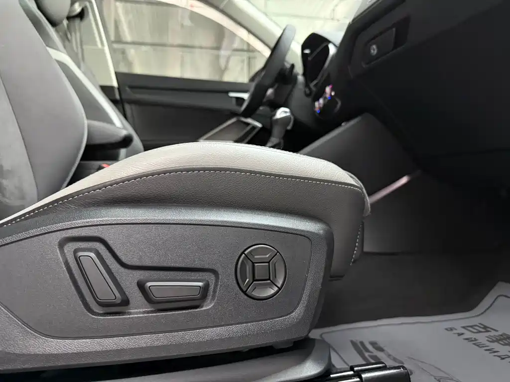Audi Q3 — миниатюра 16