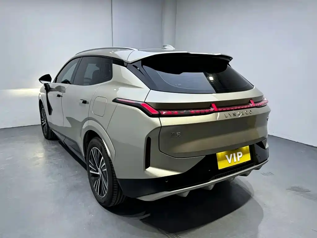 Lynk & Co 08 EM-P — миниатюра 4