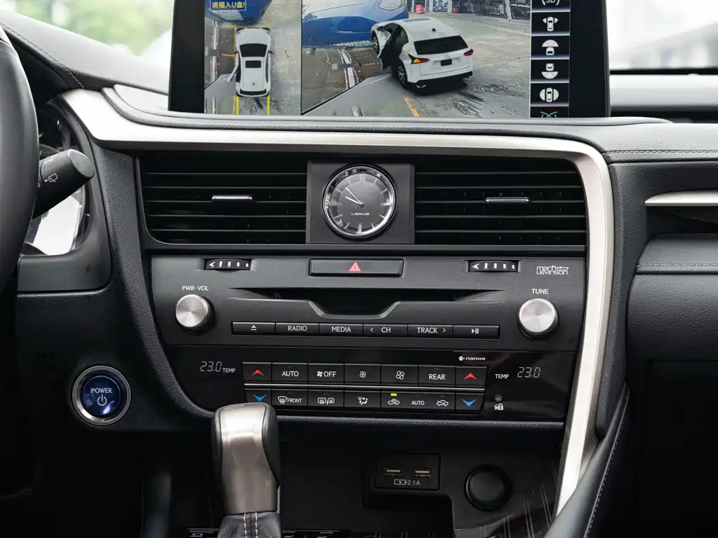 Lexus RX — миниатюра 18
