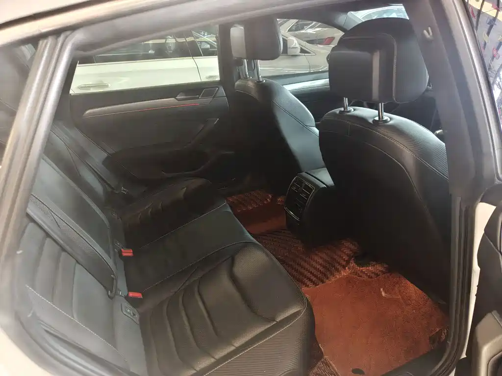 Volkswagen CC — миниатюра 16