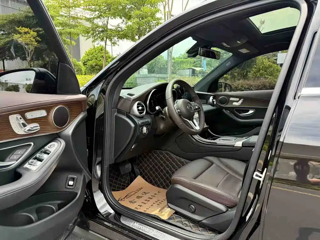 Mercedes-Benz GLC — миниатюра 8