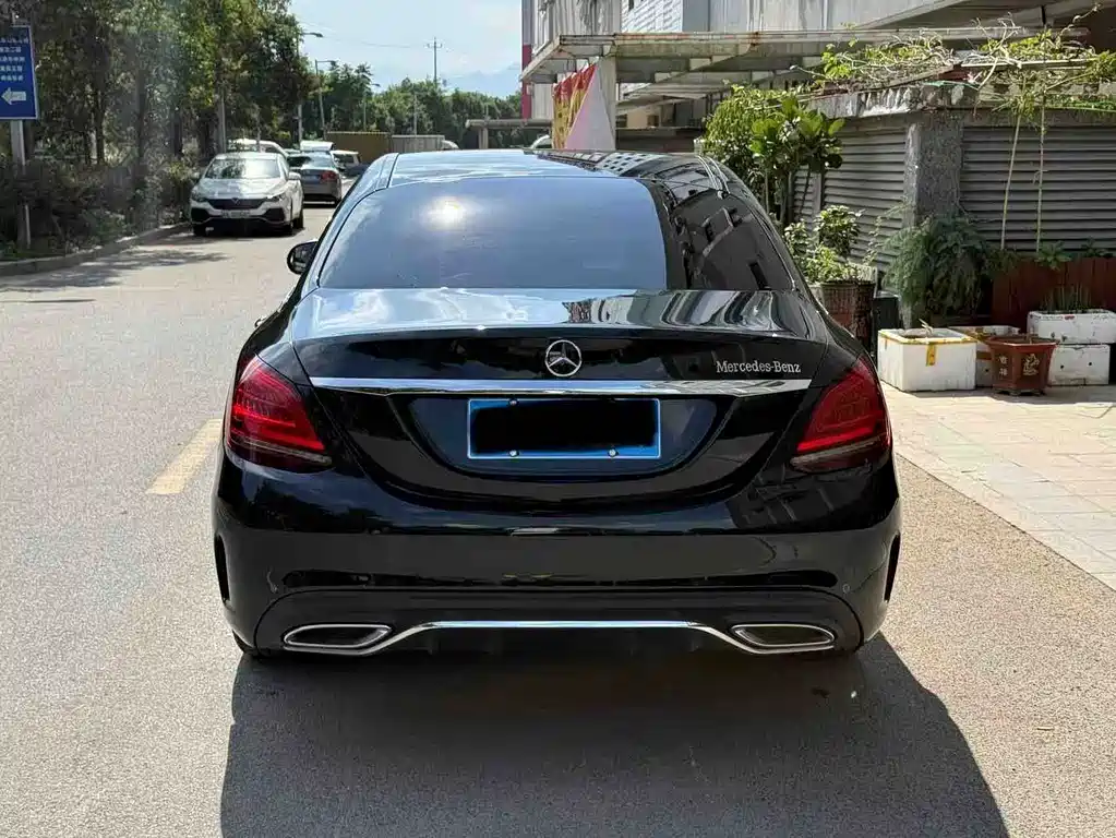 Mercedes-Benz C-Class — миниатюра 4